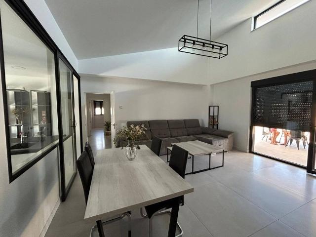 Casa de alto standing de 250 m2 en venta Carrascal de Barregas, España