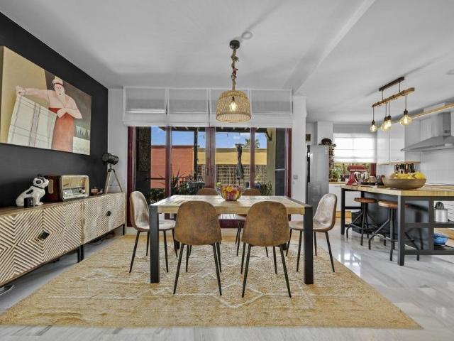 Casa de alto standing de 260 m2 en venta Los Flamingos, Marbella, Andalucía