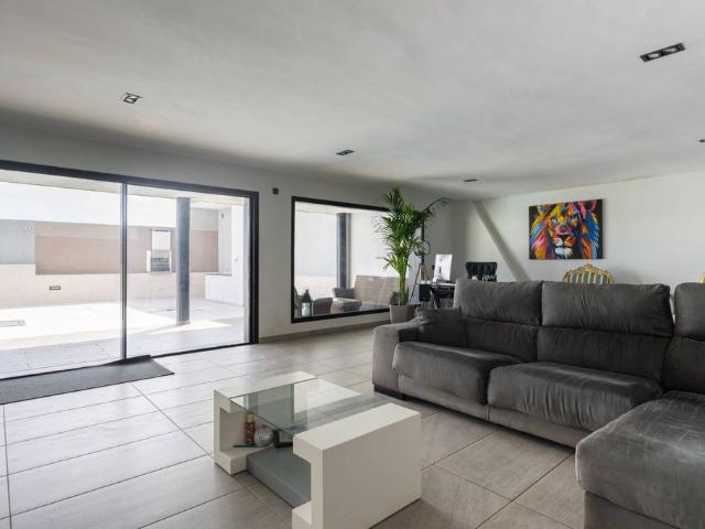 Casa de alto standing de 270 m2 en venta Telde, Canarias