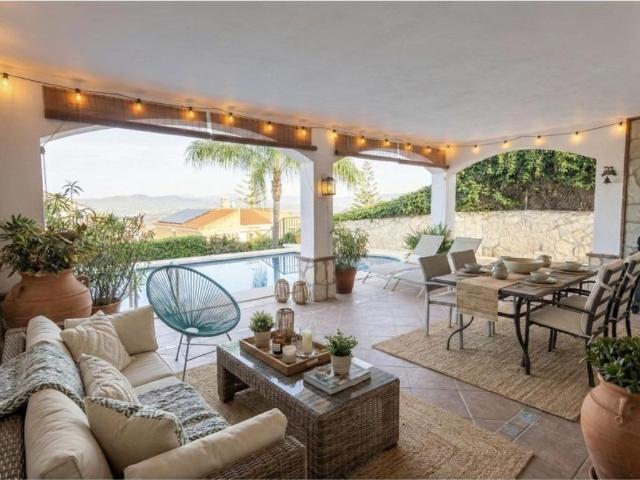 Casa de alto standing de 280 m2 en venta Alhaurín de la Torre, España
