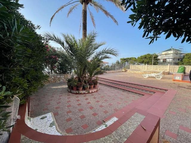 Casa de alto standing de 298 m2 en venta Cullera, España