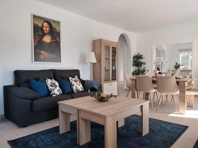Casa en venta Benalmádena, España