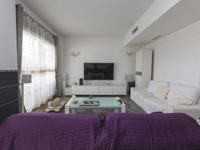 Casa de alto standing de 291 m2 en venta Estepona, España