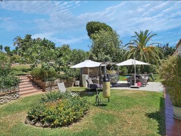 Casa de alto standing de 307 m2 en venta Estepona, Andalucía