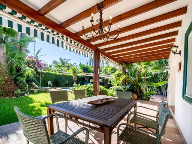 Casa de alto standing de 326 m2 en venta Marbesa, Marbella, Andalucía