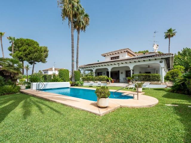 Casa de alto standing de 346 m2 en venta San Pedro de Alcántara, Andalucía