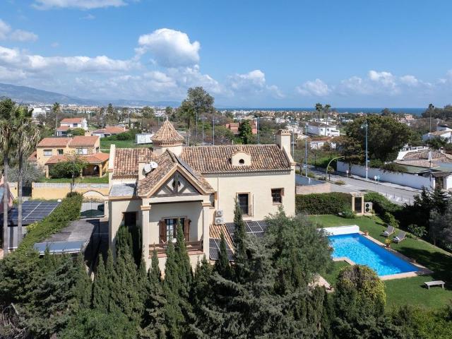 Casa de alto standing de 362 m2 en venta San Pedro de Alcántara, Andalucía