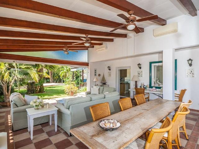 Casa de alto standing de 388 m2 en venta Marbesa, Marbella, Andalucía
