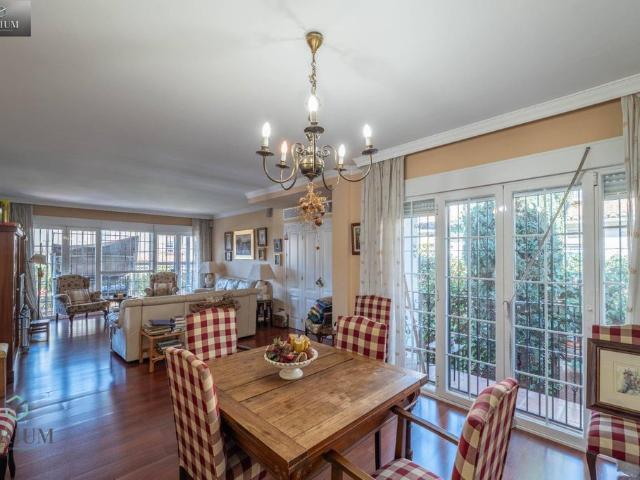 Casa de alto standing de 383 m2 en venta Huétor Vega, España