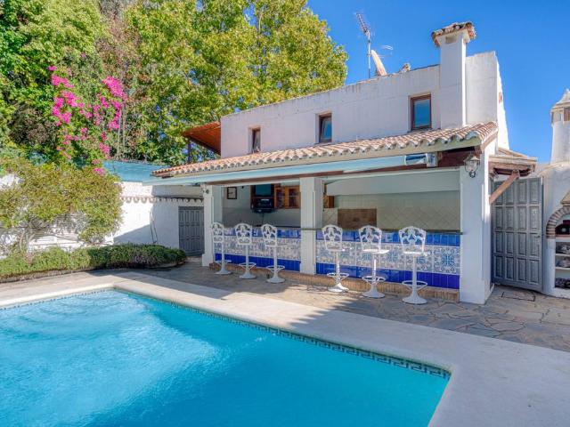 Casa de alto standing de 446 m2 en venta Estepona, Andalucía