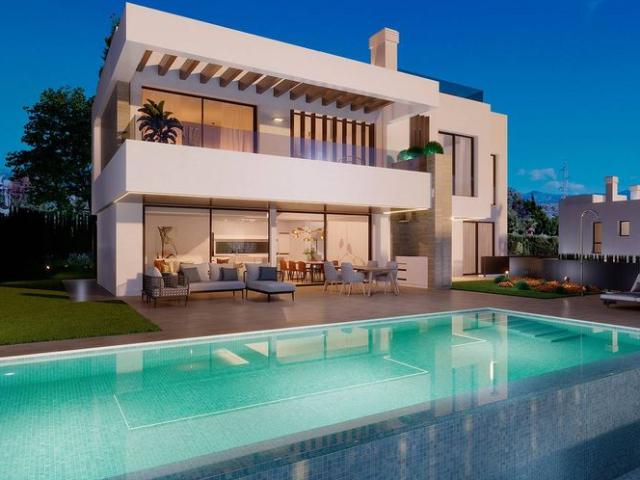 Casa de alto standing de 469 m2 en venta Estepona, Andalucía