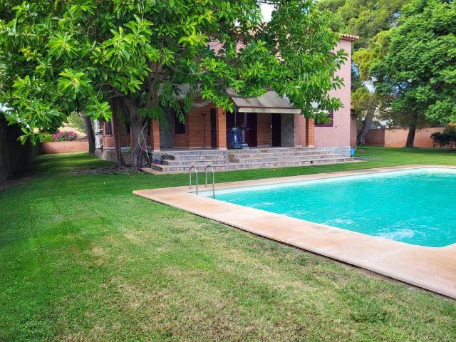 Casa de alto standing de 509 m2 en venta Puebla de Vallbona, España