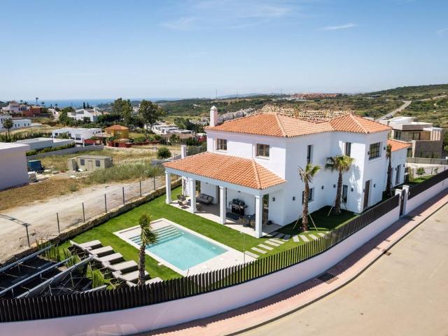 Casa de alto standing de 538 m2 en venta Estepona, Andalucía
