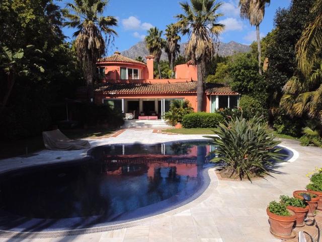 Casa de alto standing de 650 m2 en venta Marbella, Andalucía