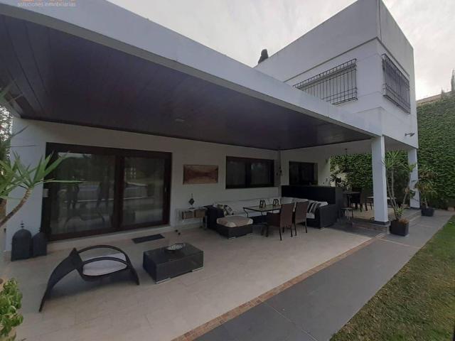 Casa de alto standing en alquiler Córdoba, España