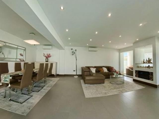 ✨? Casa de Alto Standing en Alquiler Temporal — 5 Dormitorios + Oficina | Piscina Privada | Gimnasio