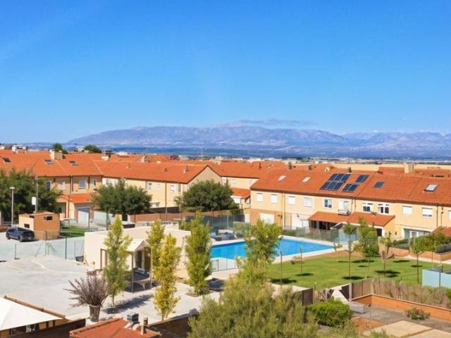 Casa de alto standing en venta Cobeña, España