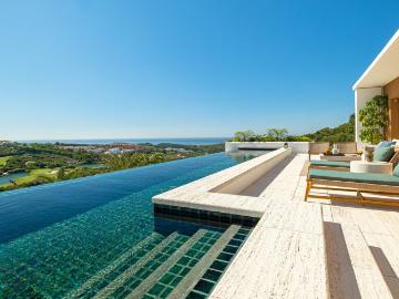 Exclusiva casa de 395 m2 en venta Casares, Andalucía