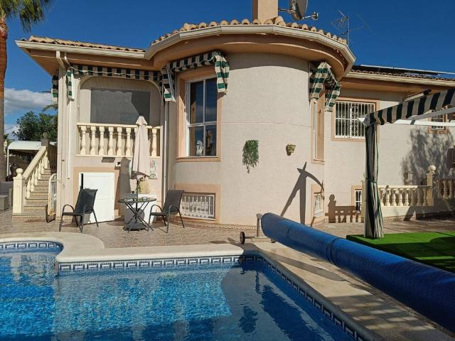 Casa de alto standing en venta Benijófar, Comunidad Valenciana