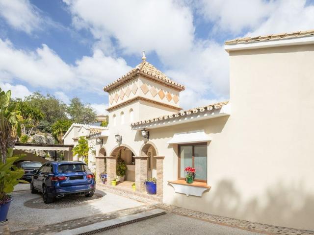 Casa de alto standing en venta El Paraíso, Andalucía