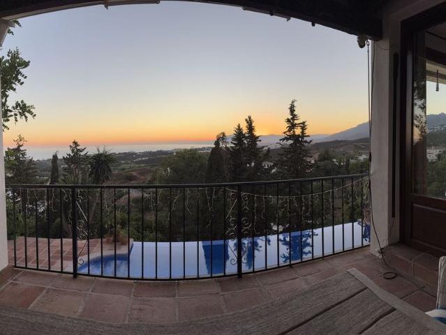 Casa de alto standing en venta El Rosario, Marbella, Andalucía