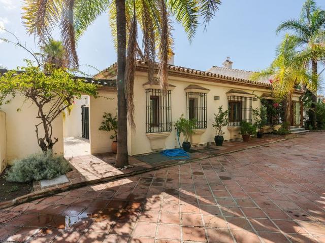 Exclusiva casa en venta Estepona, Andalucía