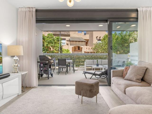 Casa de alto standing en venta Estepona, España