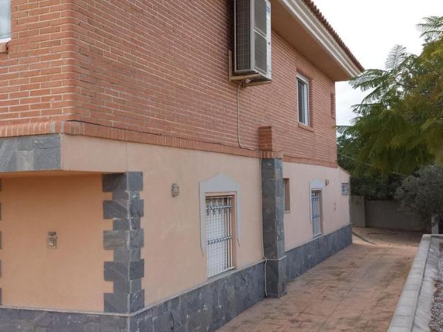 Casa de 320 m2 en venta Murcia