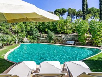 Venus, Malaga, Santangelo - Seguridad, Piscina