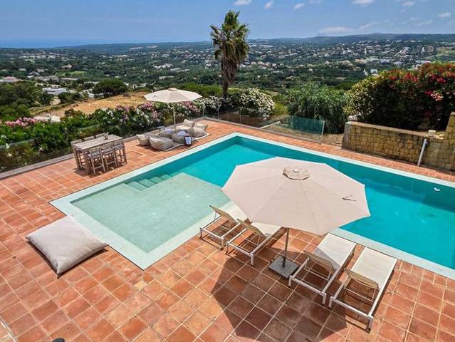 Casa de alto standing en venta Sotogrande, España