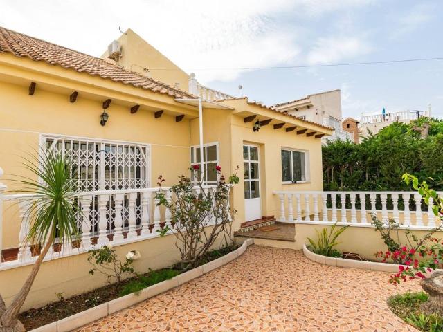 Casa de alto standing en venta Playas de Orihuela, Comunidad Valenciana