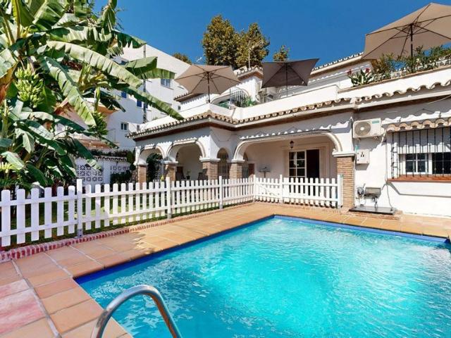 Casa de alto standing en venta The Golden Mile, España