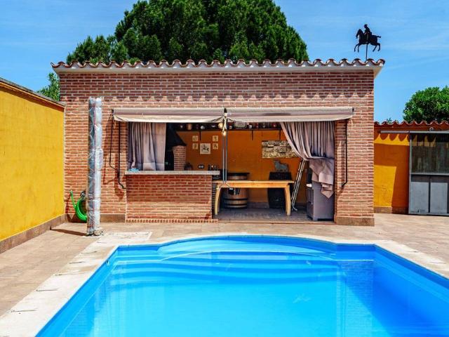 Casa de alto standing en venta Yunquera de Henares, Castilla La Mancha