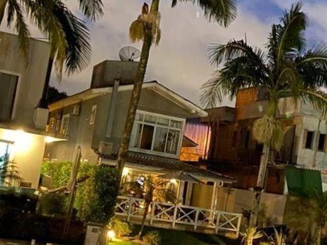 Casa de Alto Padrão Na Marin
