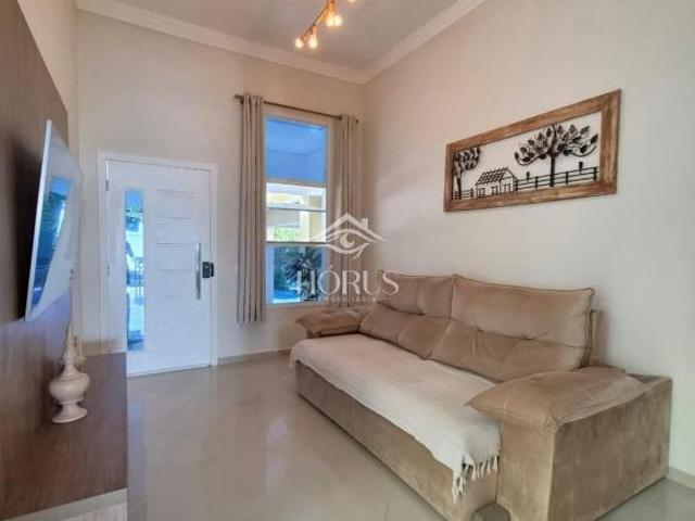 Casa de alto padrão no Horto Florestal, Sorocaba SP: 3 quartos, 1 suíte, 1 sala, 1 vaga, 110m²! Venh