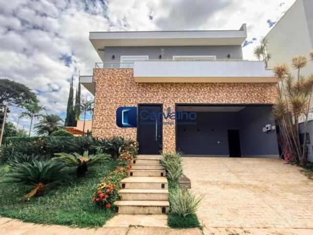 Casa de Alto Padrão no Parque dos Alecrins | Vista Permanente para o Bosque