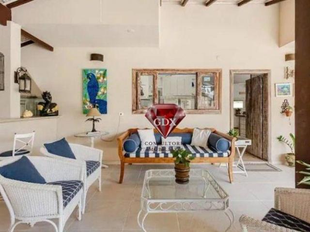 Casa de Alto Padrão à Venda em São Sebastião SP