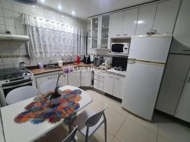 Casa de Alto Padrão à Venda ou Aluguel em Condomínio Fechado 3 Dormitórios e Suíte Master