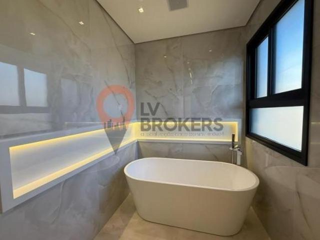 Casa de alto padrão à venda no Aruã Brisas em Mogi das Cruzes 4 suítes e 408 m²