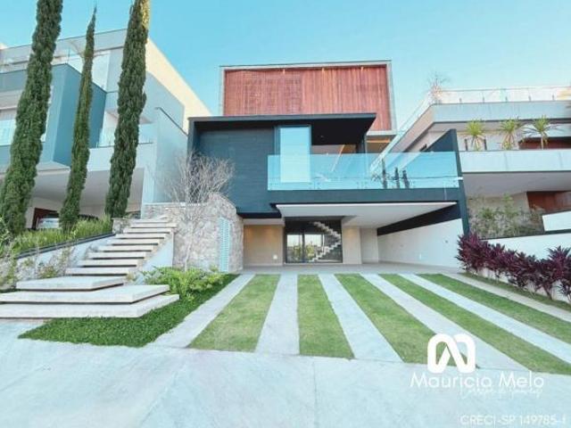 Casa de Alto Padrão à Venda no Bella Città – Fazenda Rodeio