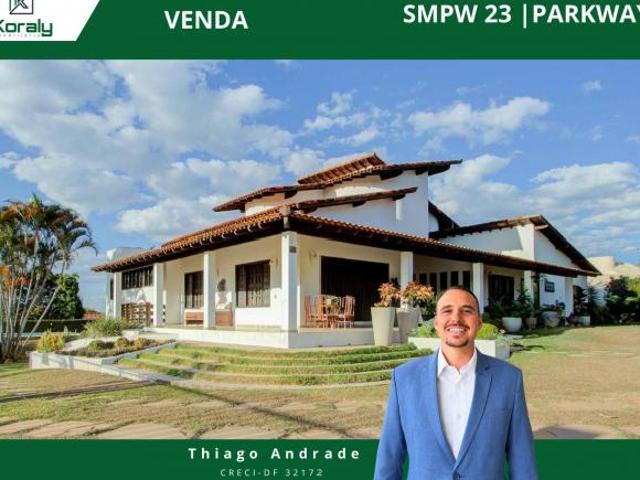 Casa de Alto Padrão à Venda no SMPW Park Way — 530m² com Piscina e Energia Solar