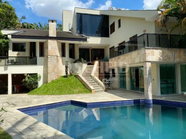 Casa de Alto Padrão com 4 suítes, Alto da Boa Vista!