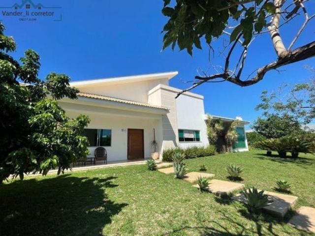 Casa de alto padrão com 3 dormitórios a venda no condimínio Arco de Roma em Foz