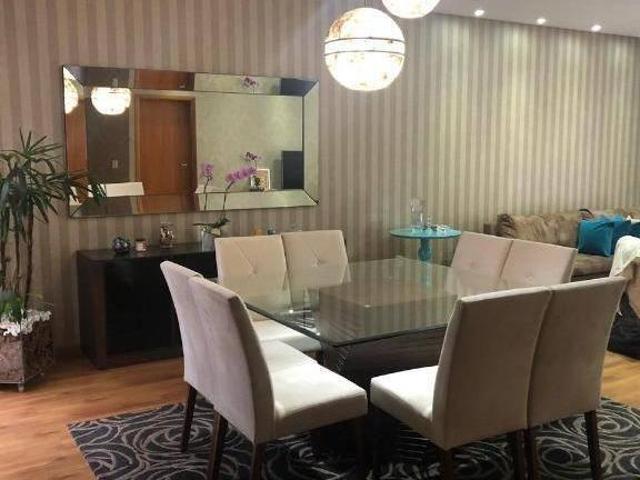 Casa de Alto Padrão com 3 Dormitórios e Piscina no Jardim Paulista, Atibaia/SP