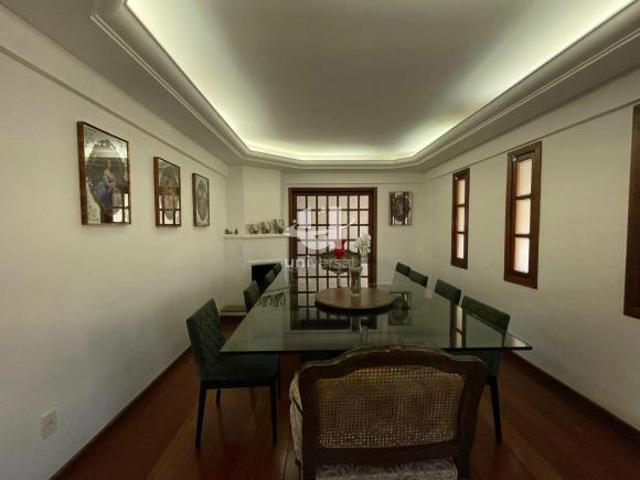 Casa de Alto Padrão com Piscina e 4 Quartos à Venda no Quintas das Avenidas – 26