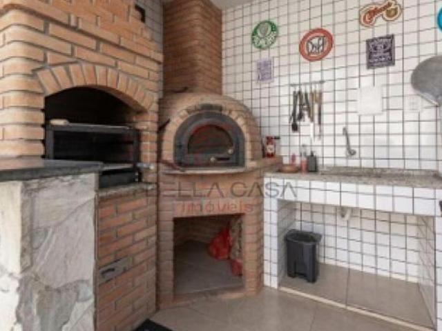Casa de Alto Padrão com Piscina, Espaço Gourmet e 3 Suítes