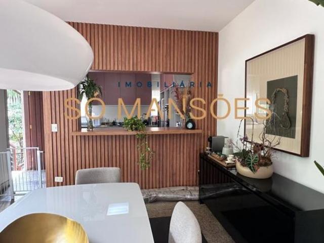 Casa de Alto Padrão de 253 m² à Venda com 2 Suítes e Spa no Condomínio Nenhum, Belo Horizonte MG
