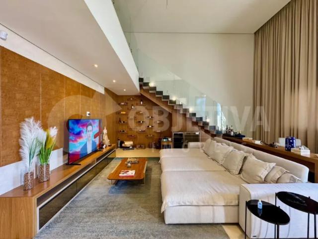 Casa de Alto Padrão disponível para aluguel – Setor Sul, Uberlândia MG