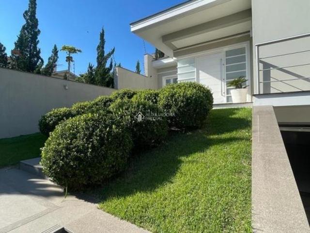 CASA DE ALTO PADRÃO EM MONTENEGRO BAIRRO CENTRO