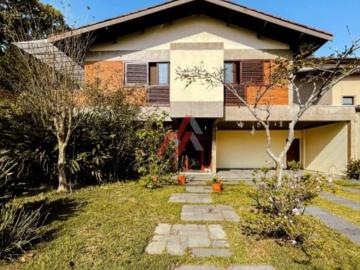 Casa de alto padrão em condomínio à venda em Alphaville, Santana de Parnaíba SP: 4 quartos, 2 suítes